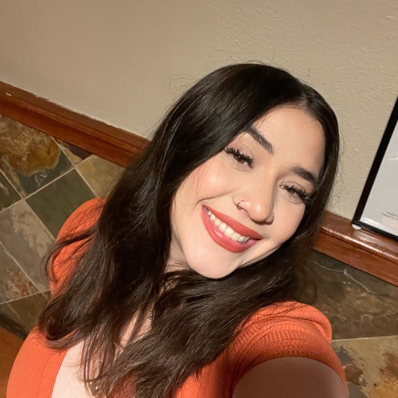 Meet your Posher, Ariona - Picture 1 of 1